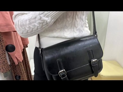 ❤️ Vieša jaunos kalės FeralBerry masturbacija su dildo aprangos kambaryje ❌ Porno vk prie porno lt.kutjeporno.ru